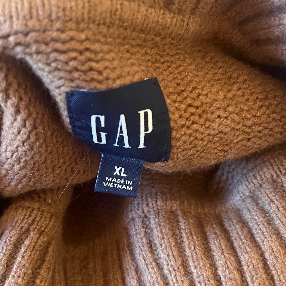 GAP Warm Cognac Knit Sweater - Picture 2 of 4